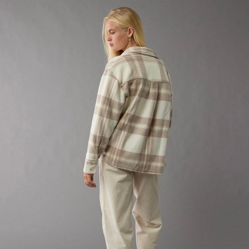 AE American Eagle Fleece Plaid Shacket Beige S - Picture 5 of 9
